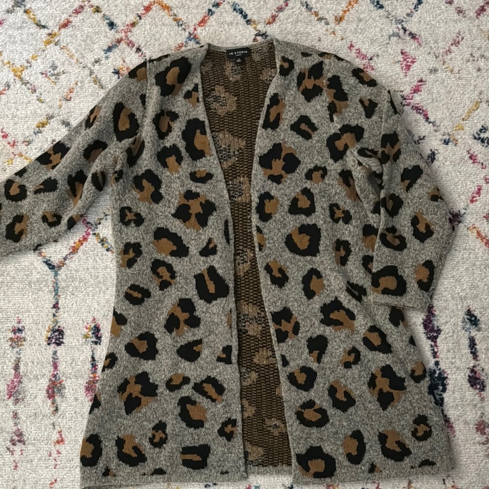 Leopard Print Gray and Brown Sweater size 1X
